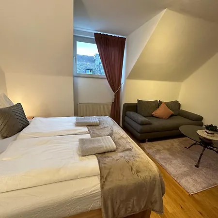 The Peaceful Garden Family With Free Parking Tatil Evi Salzburg