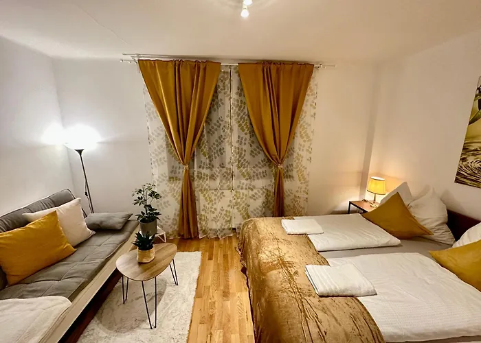 The Peaceful Garden Family With Free Parking * Solnohrad
