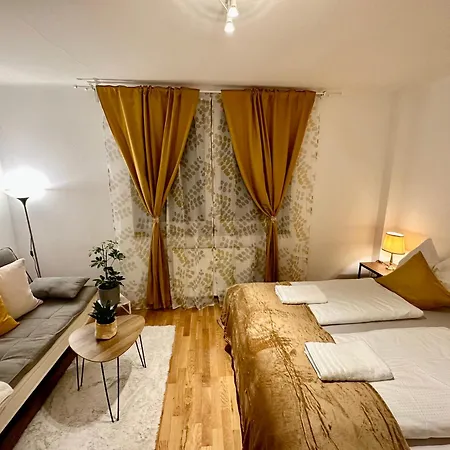 The Peaceful Garden Family With Free Parking * Salzburgo