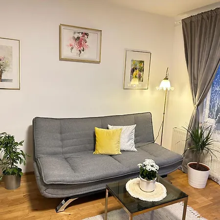 The Peaceful Garden Family With Free Parking *